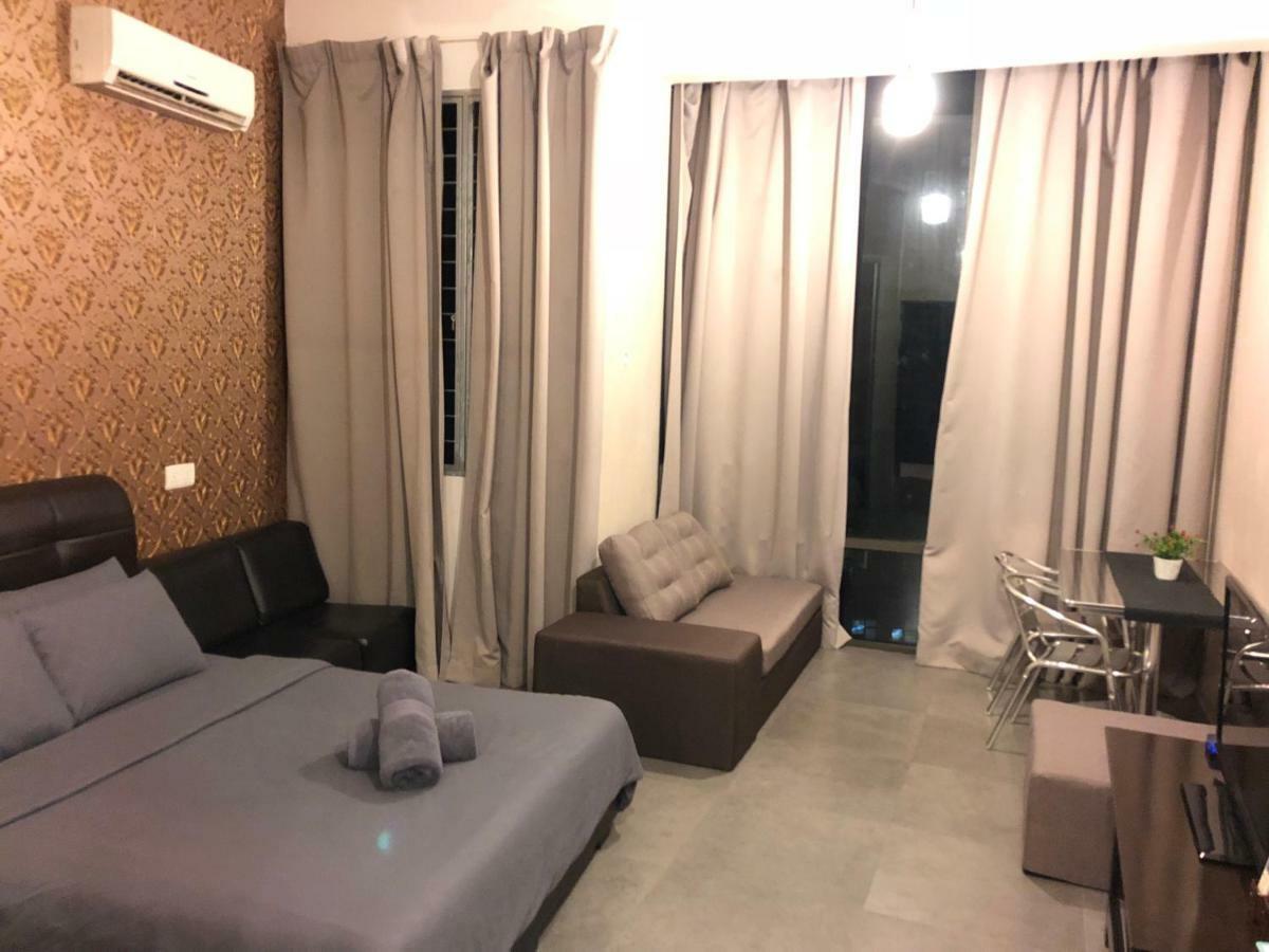 פטלין ג'איה Empire Damansara Residence Suites מראה חיצוני תמונה